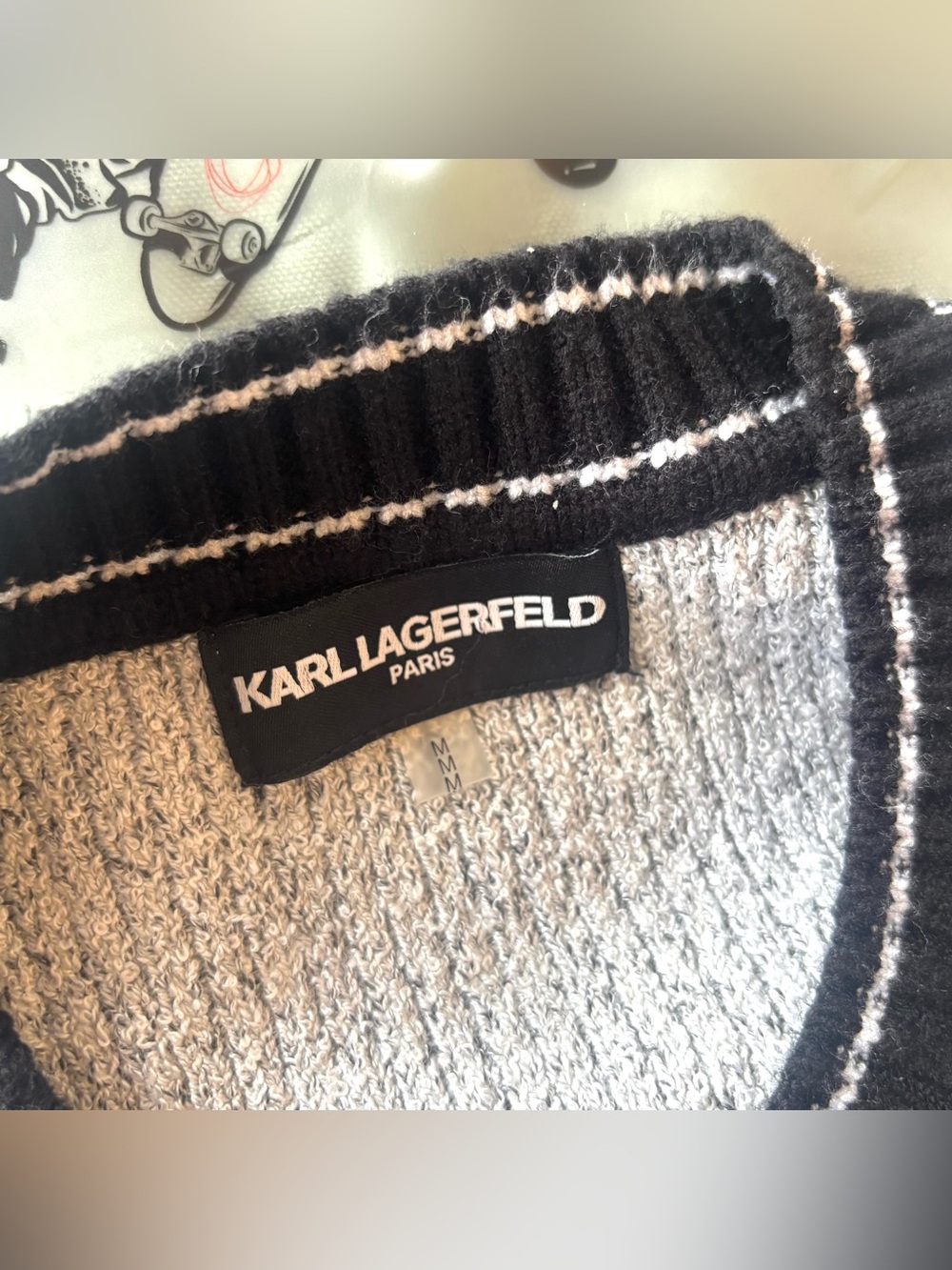 Karl Lagerfeld Paris Chunky Knit Button Cardigan Medium Grey Black Sweater Prep - Picture 5 of 12